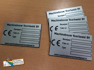 Kunststof basis machineplaatjes met CE en tekst, afmeting 80x50mm